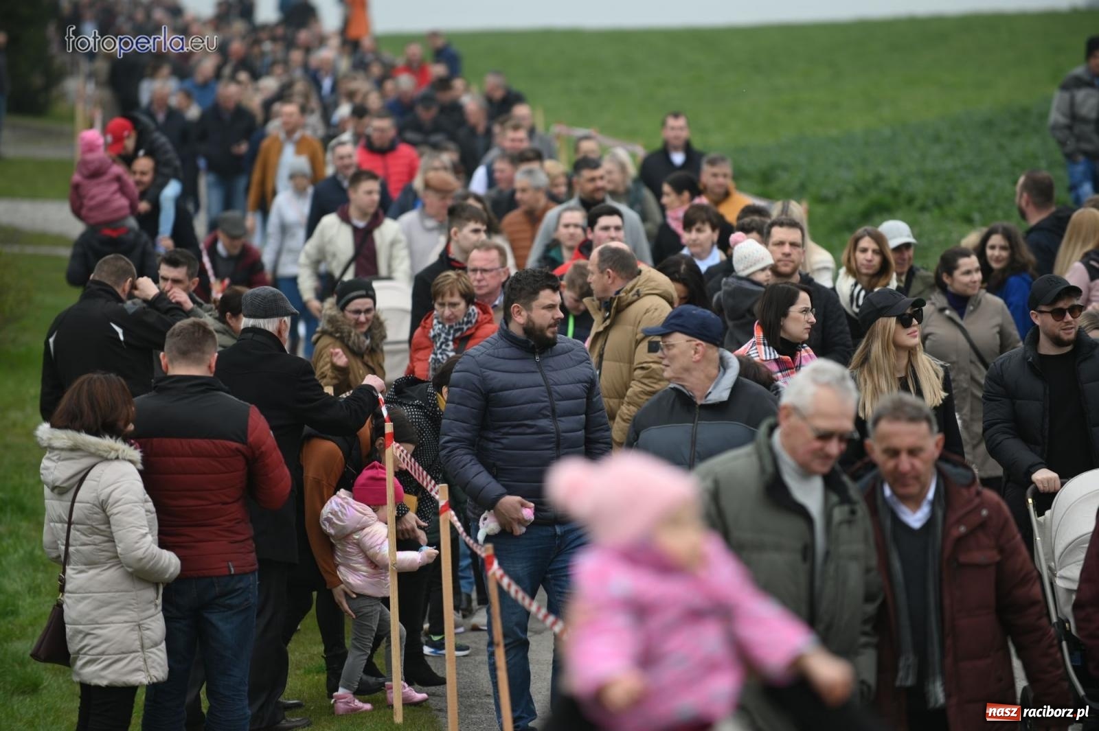 Zdjęcie w galerii na portalu naszraciborz.pl: Parada konna w Pietrowicach Wielkich [FOTO] wiadomości z regionu