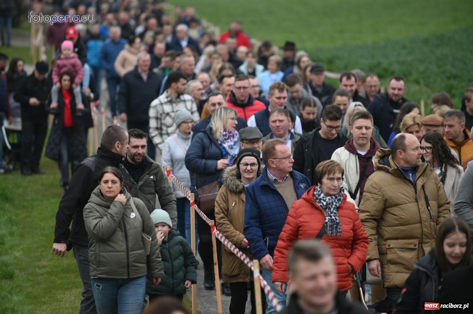 Zdjęcie w galerii na portalu naszraciborz.pl: Parada konna w Pietrowicach Wielkich [FOTO] wiadomości z regionu