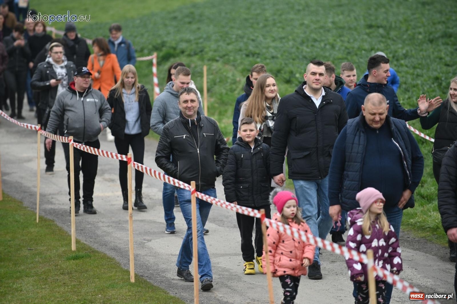 Zdjęcie w galerii na portalu naszraciborz.pl: Parada konna w Pietrowicach Wielkich [FOTO] wiadomości z regionu