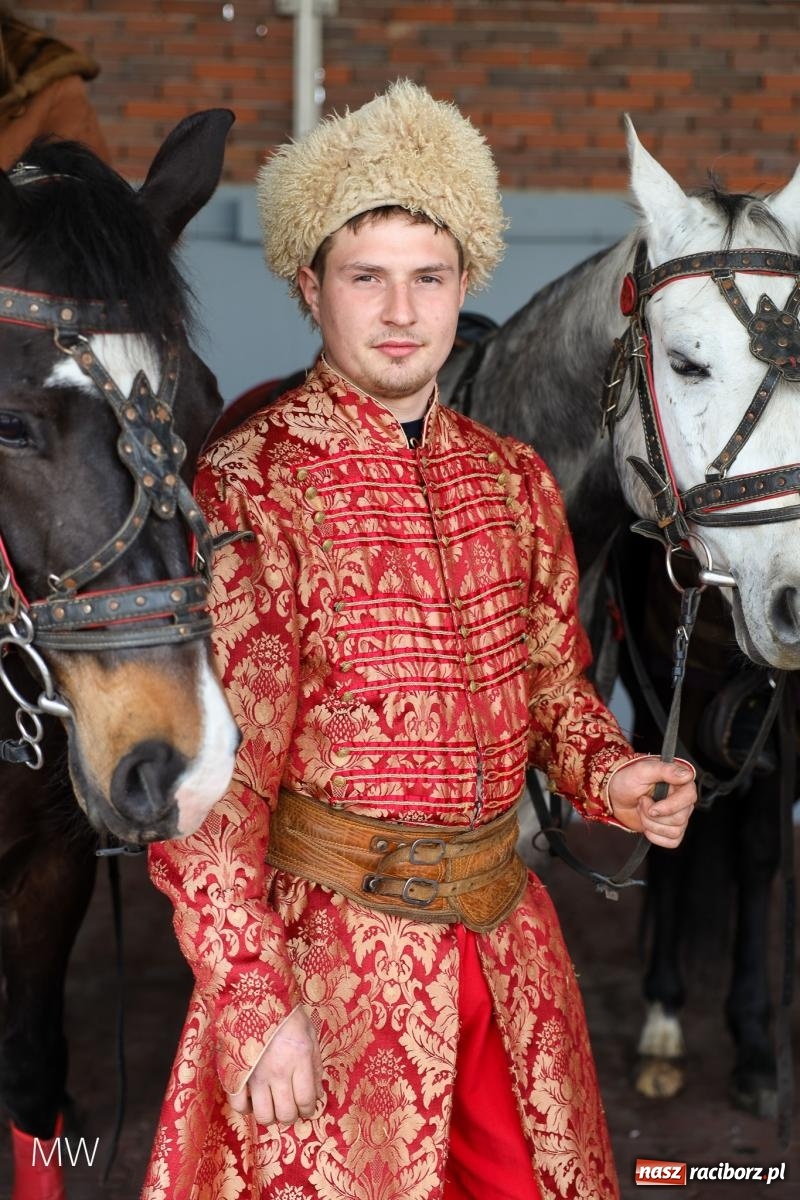 Zdjęcie w galerii na portalu naszraciborz.pl: Ludzie i obrzędy. Pietrowickie Osterreiten [FOTO] wiadomości z regionu