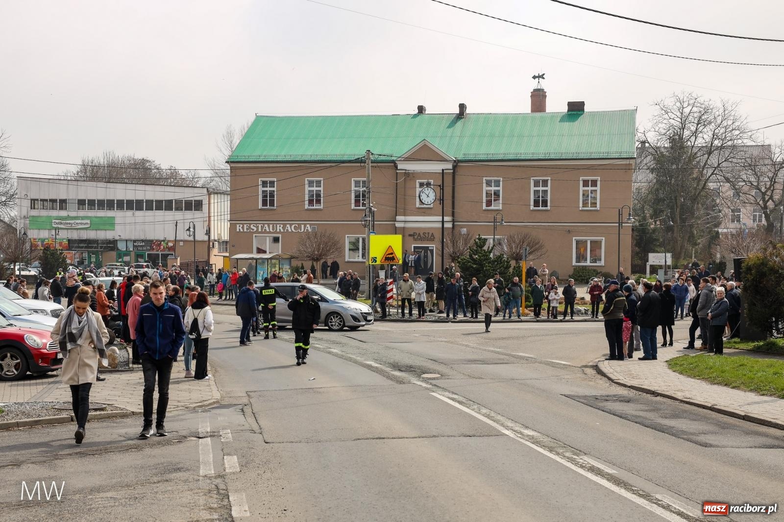 Zdjęcie w galerii na portalu naszraciborz.pl: Ludzie i obrzędy. Pietrowickie Osterreiten [FOTO] wiadomości z regionu