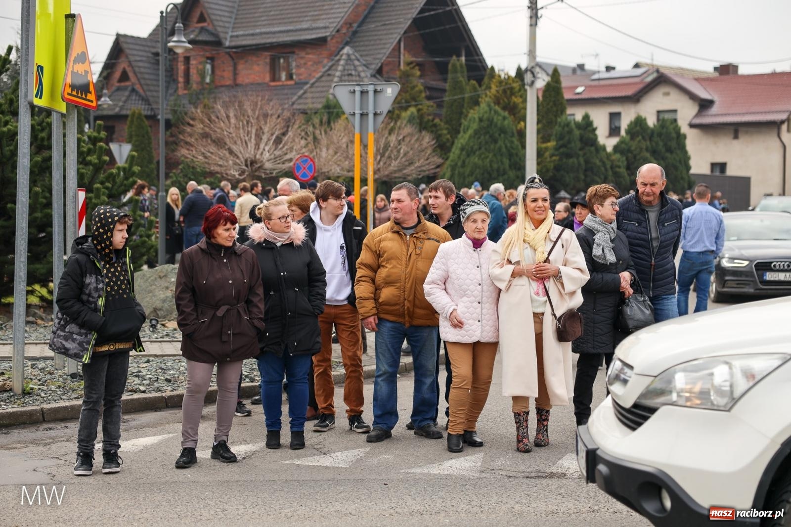 Zdjęcie w galerii na portalu naszraciborz.pl: Ludzie i obrzędy. Pietrowickie Osterreiten [FOTO] wiadomości z regionu