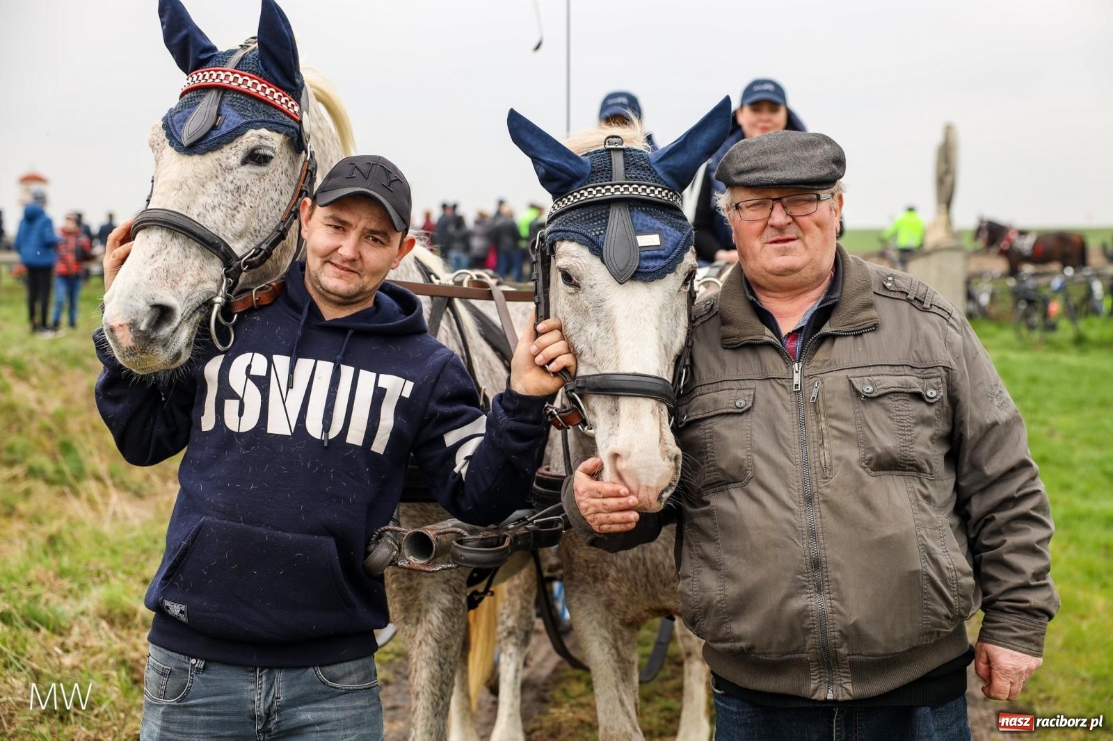 Zdjęcie w galerii na portalu naszraciborz.pl: Ludzie i obrzędy. Przy świętym Urbanie na skraju Bieńkowic i Raciborza [FOTO] wiadomości z regionu