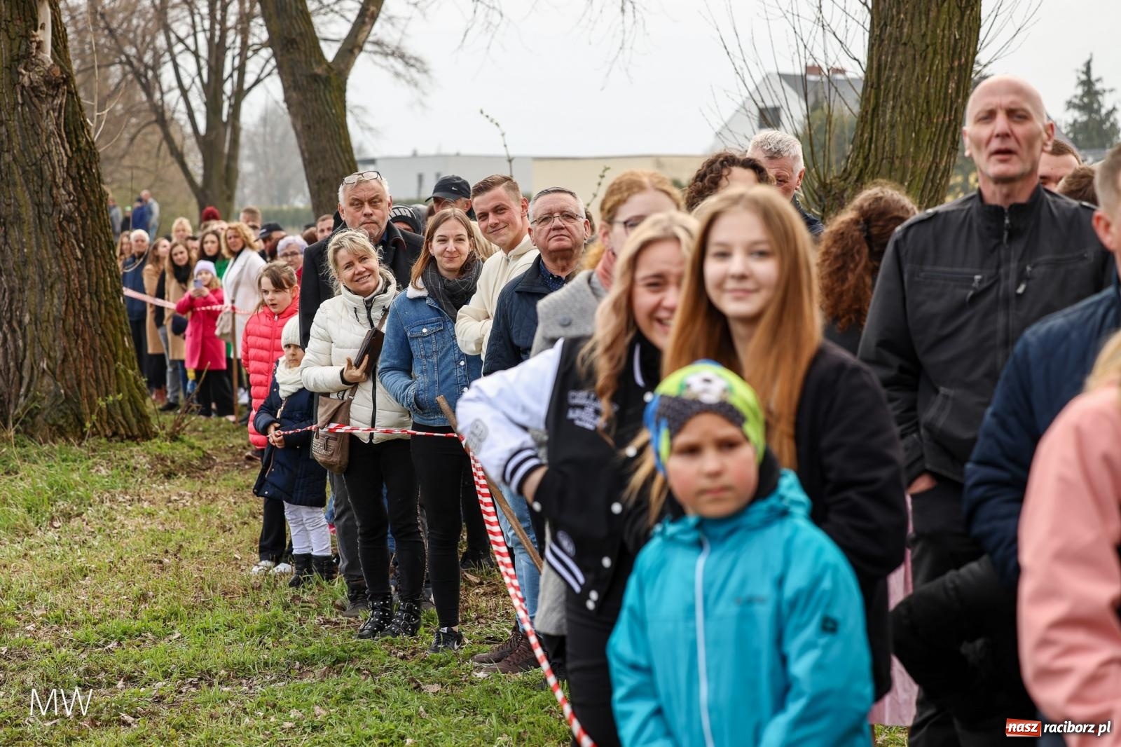 Zdjęcie w galerii na portalu naszraciborz.pl: Ludzie i obrzędy. Gonitwa wielkanocna w dorzeczu Psiny i Odry [FOTO] wiadomości z regionu