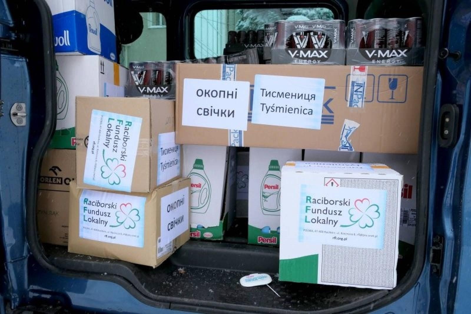 Zdjęcie w galerii na portalu naszraciborz.pl: Przedświąteczna pomoc dla Tyśmienicy wiadomości z regionu