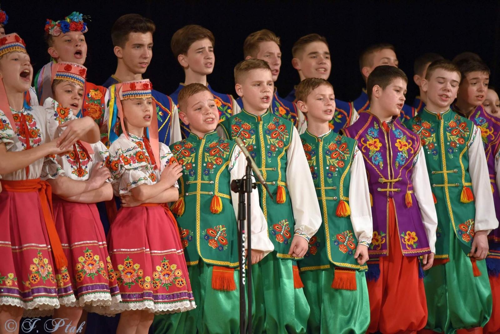 Zdjęcie w galerii na portalu naszraciborz.pl: Ukraiński BARWINOK - niezwykłe widowisko w RCK wiadomości z regionu