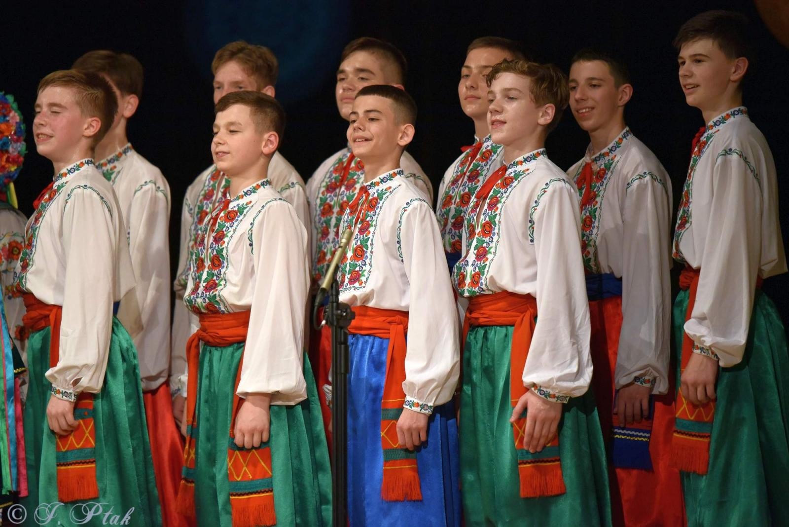 Zdjęcie w galerii na portalu naszraciborz.pl: Ukraiński BARWINOK - niezwykłe widowisko w RCK wiadomości z regionu