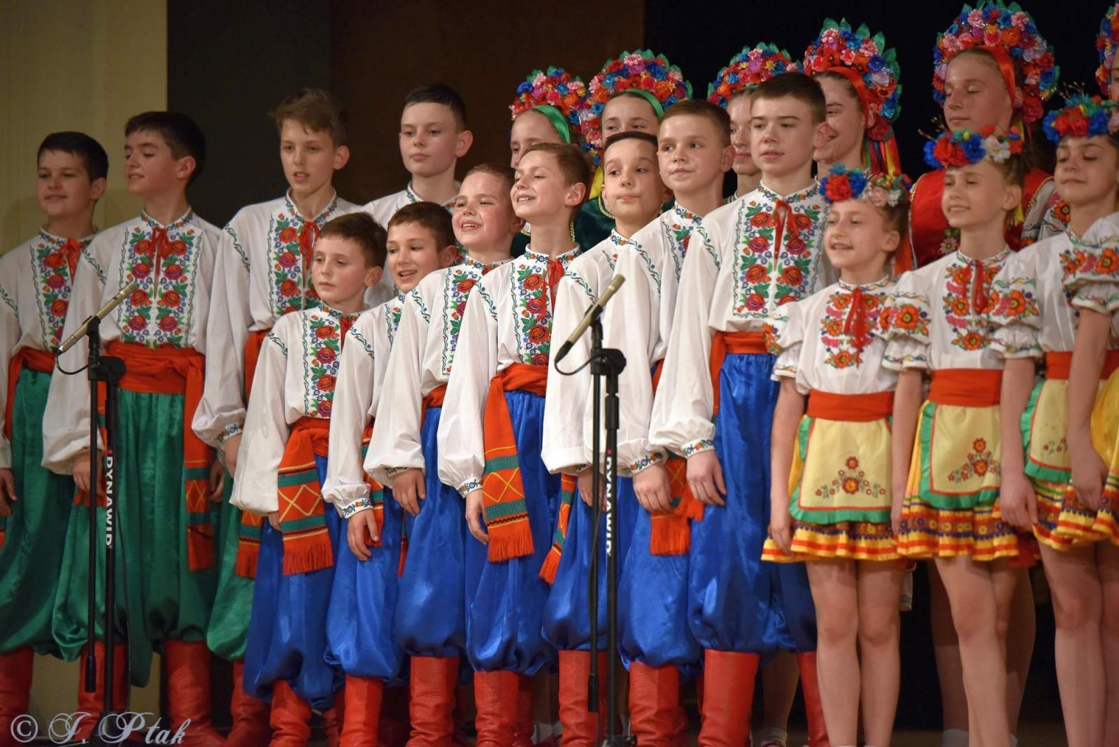 Zdjęcie w galerii na portalu naszraciborz.pl: Ukraiński BARWINOK - niezwykłe widowisko w RCK wiadomości z regionu