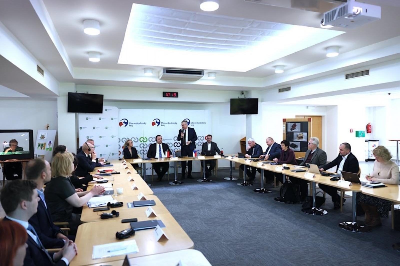 Zdjęcie w galerii na portalu naszraciborz.pl: Województwo Śląskie i Kraj Morawsko-Śląski - wspólne drogi transformacji wiadomości z regionu
