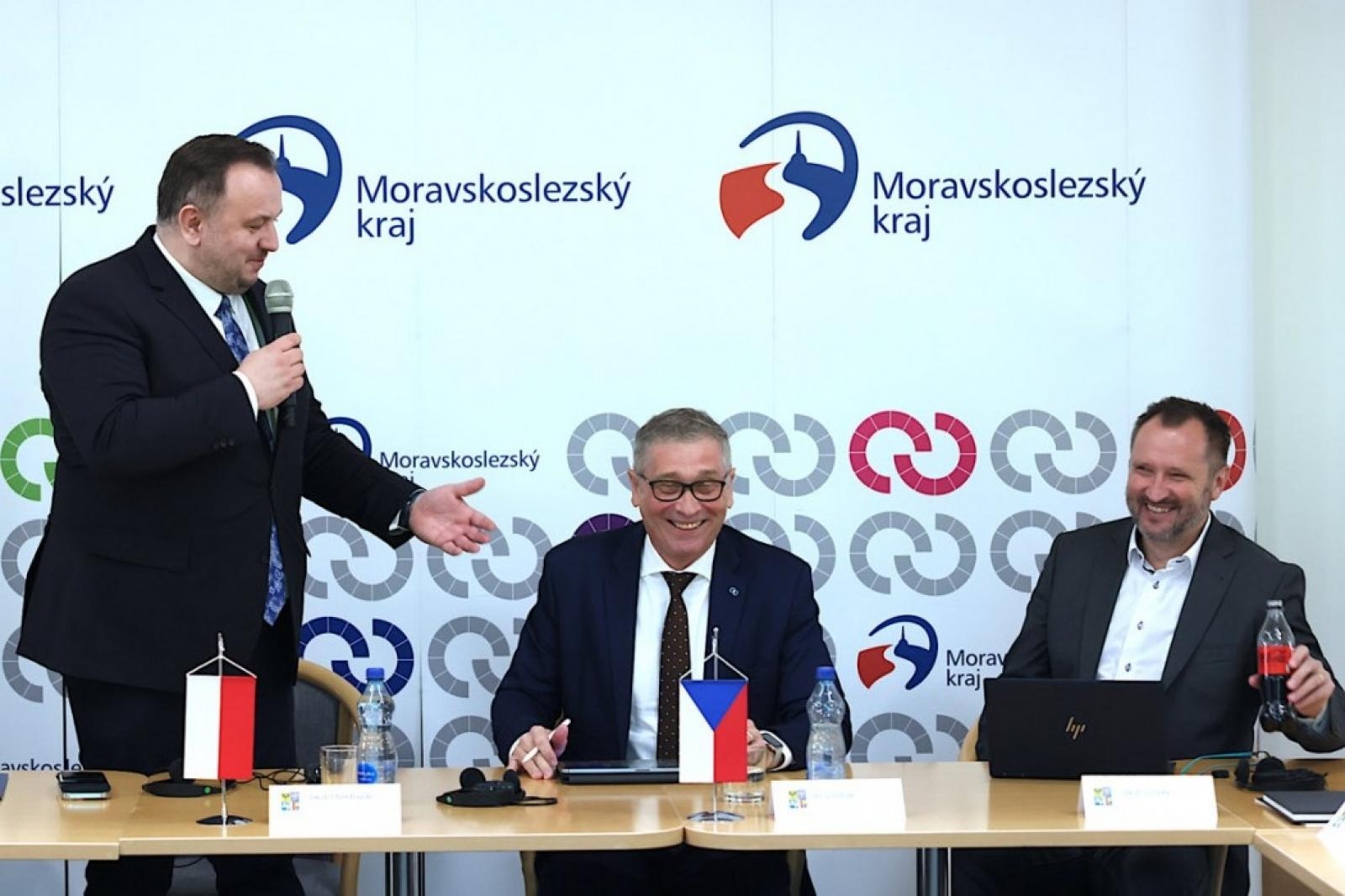 Zdjęcie w galerii na portalu naszraciborz.pl: Województwo Śląskie i Kraj Morawsko-Śląski - wspólne drogi transformacji wiadomości z regionu