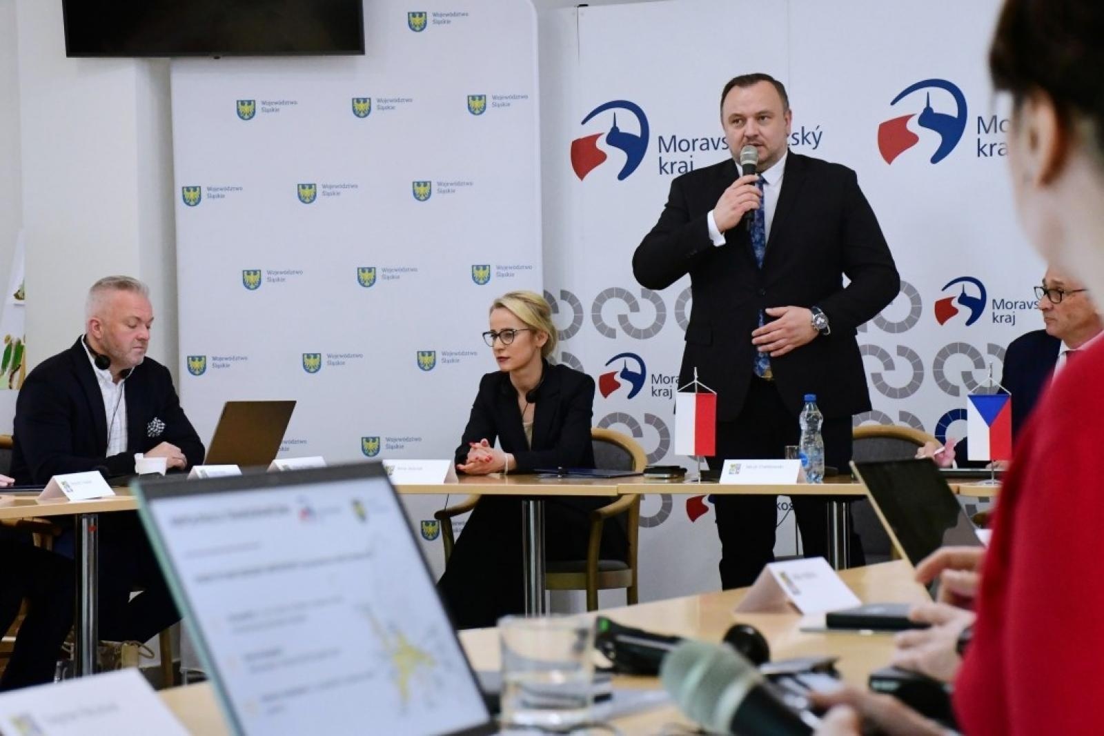Zdjęcie w galerii na portalu naszraciborz.pl: Województwo Śląskie i Kraj Morawsko-Śląski - wspólne drogi transformacji wiadomości z regionu