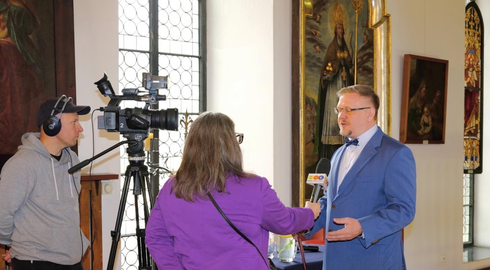 Zdjęcie w galerii na portalu naszraciborz.pl: Konferencja i wystawa. O śląskich zwyczajach w Muzeum wiadomości z regionu
