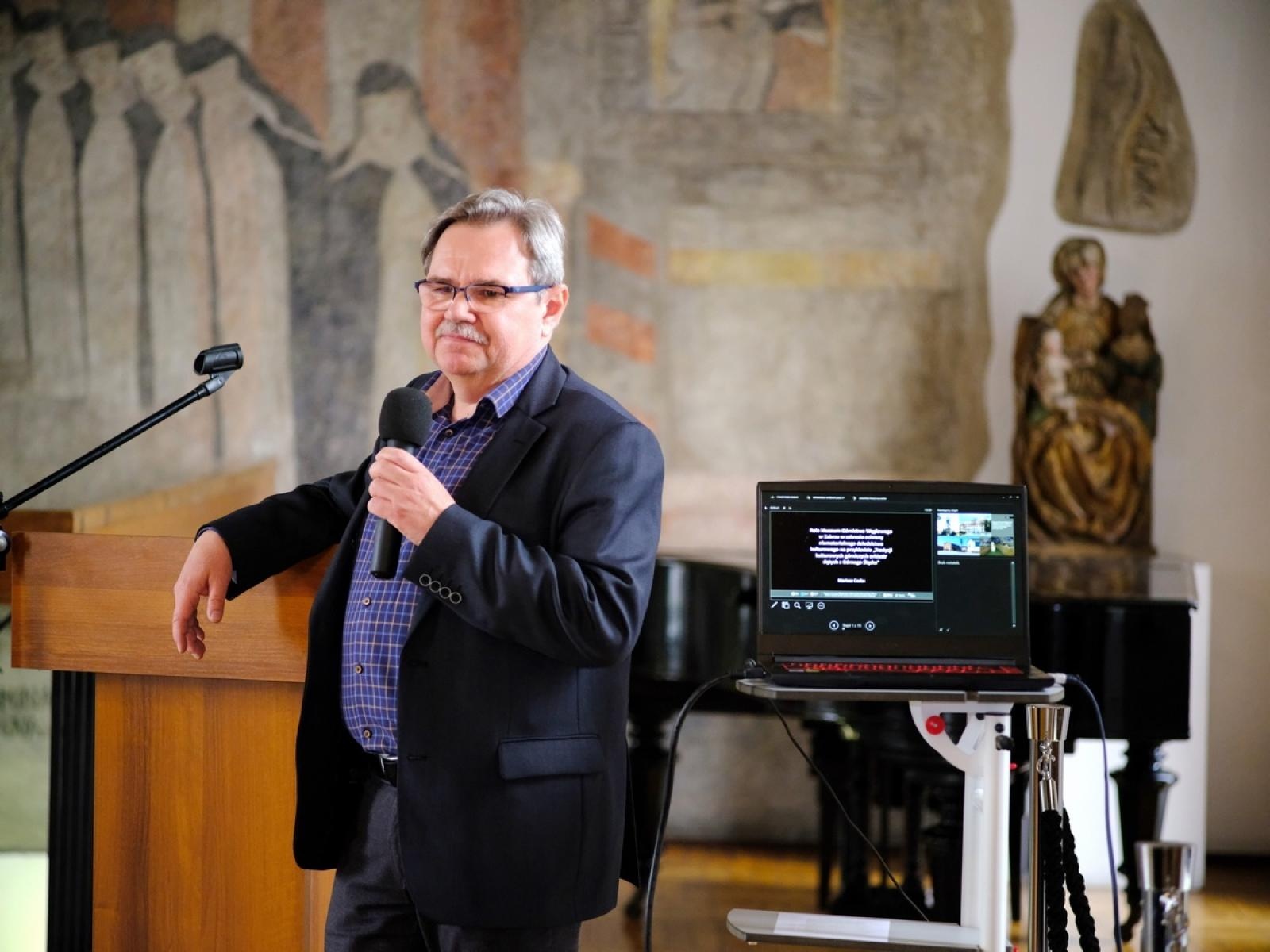 Zdjęcie w galerii na portalu naszraciborz.pl: Konferencja i wystawa. O śląskich zwyczajach w Muzeum wiadomości z regionu