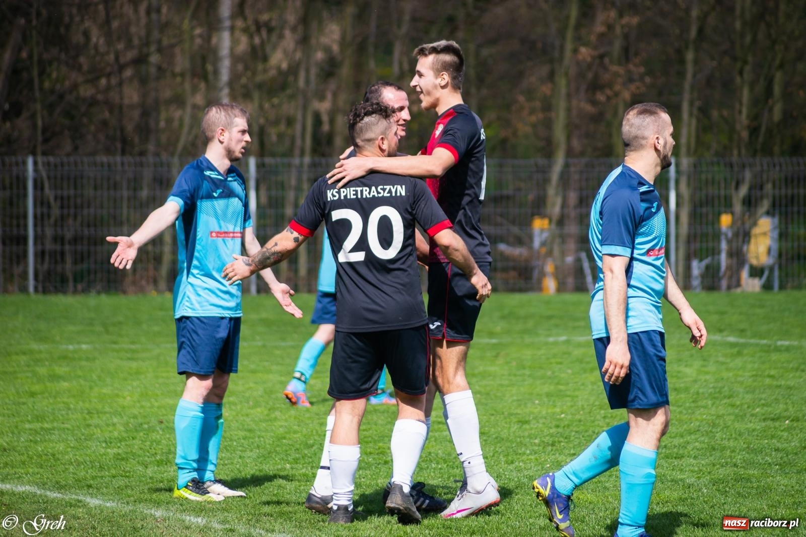 Zdjęcie w galerii na portalu naszraciborz.pl: Dwa samobóje pogrążyły Ocice [FOTO] wiadomości z regionu