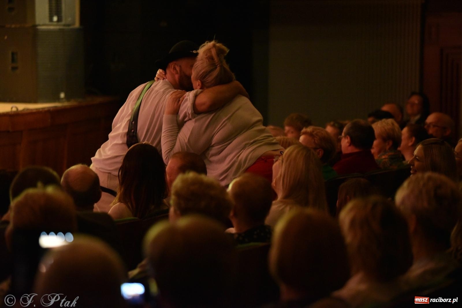 Zdjęcie w galerii na portalu naszraciborz.pl: Górale zawładnęli sceną RCK, czyli Baciary w Raciborzu [FOTO i WIDEO] wiadomości z regionu