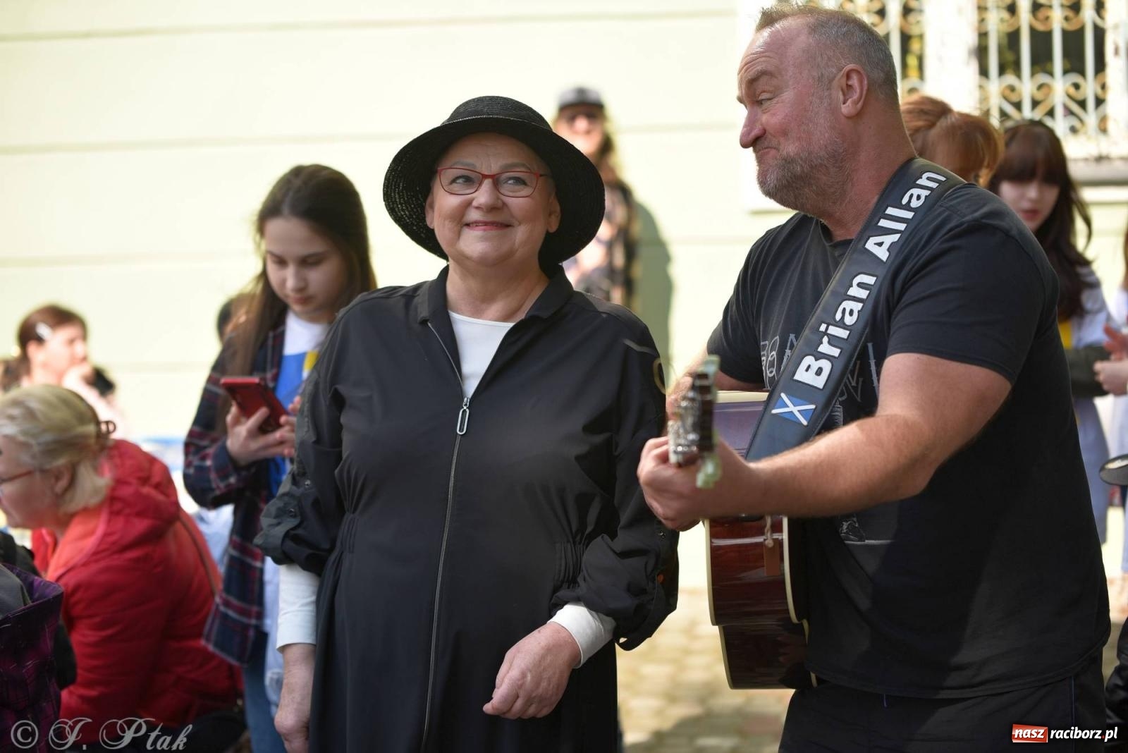 Zdjęcie w galerii na portalu naszraciborz.pl: Rock for Ukraine w Raciborzu [FOTO i WIDEO] wiadomości z regionu