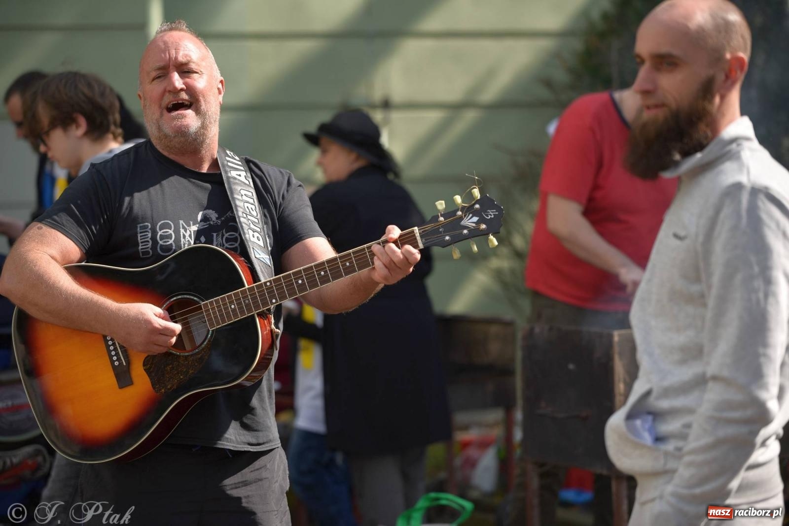 Zdjęcie w galerii na portalu naszraciborz.pl: Rock for Ukraine w Raciborzu [FOTO i WIDEO] wiadomości z regionu