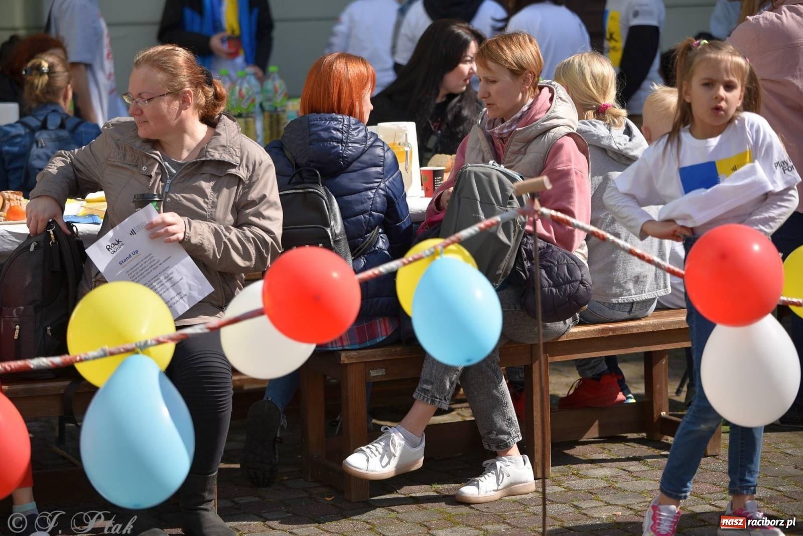 Zdjęcie w galerii na portalu naszraciborz.pl: Rock for Ukraine w Raciborzu [FOTO i WIDEO] wiadomości z regionu
