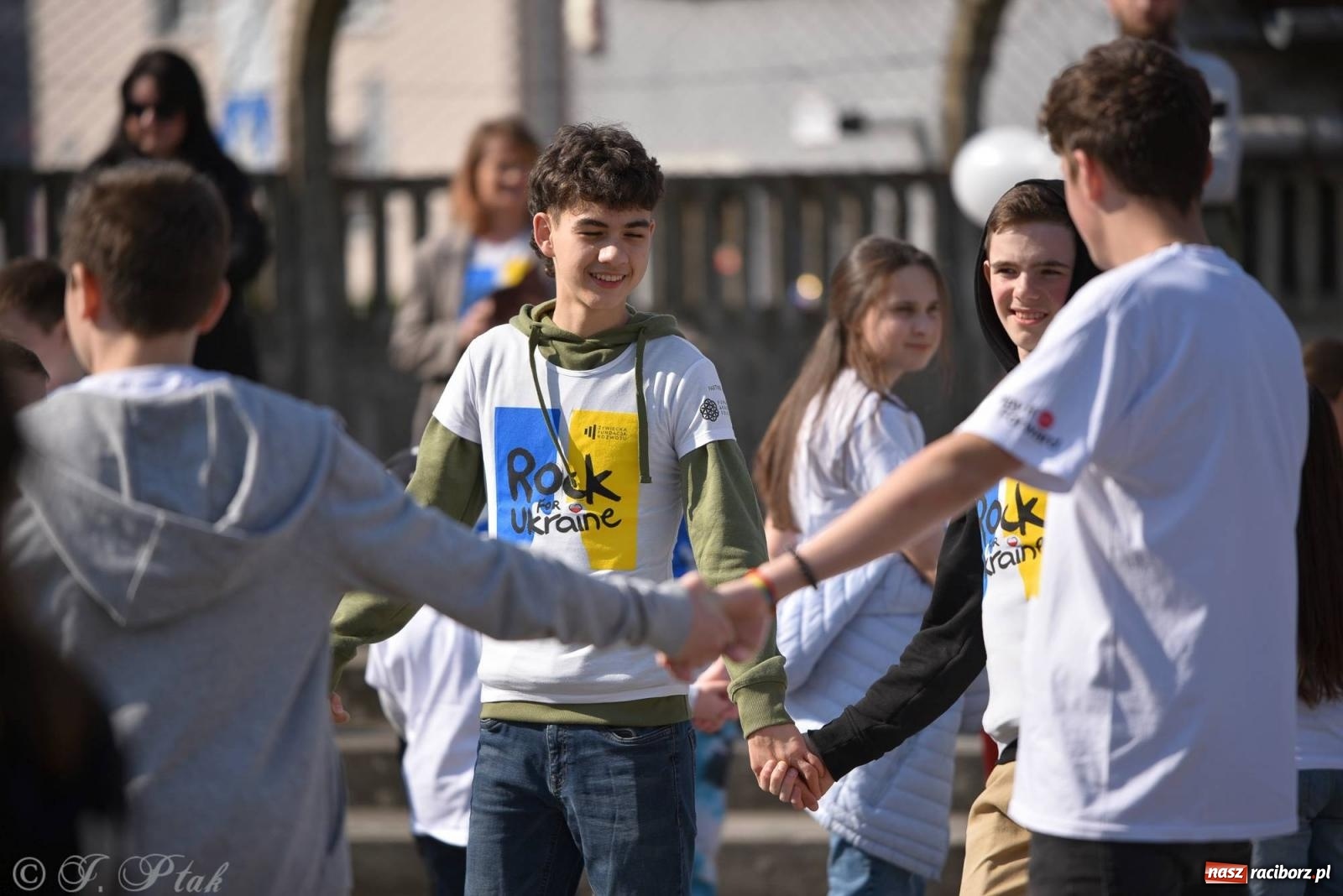 Zdjęcie w galerii na portalu naszraciborz.pl: Rock for Ukraine w Raciborzu [FOTO i WIDEO] wiadomości z regionu