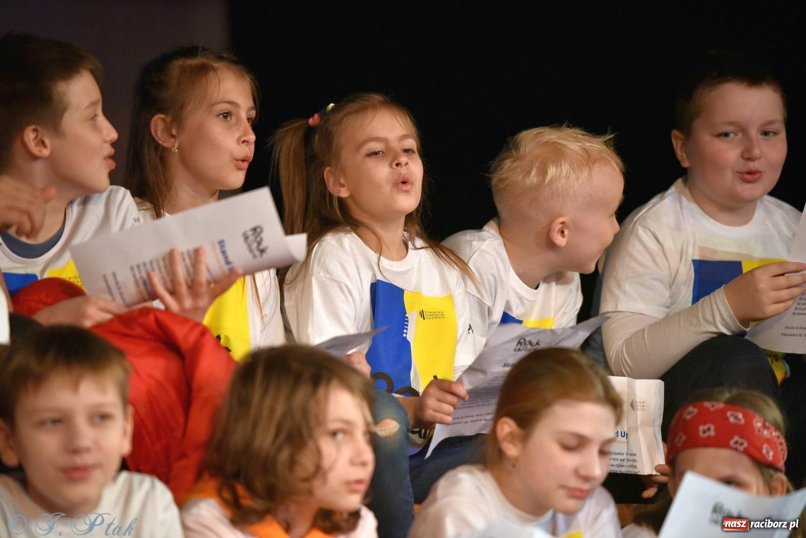 Zdjęcie w galerii na portalu naszraciborz.pl: Rock for Ukraine w Raciborzu [FOTO i WIDEO] wiadomości z regionu