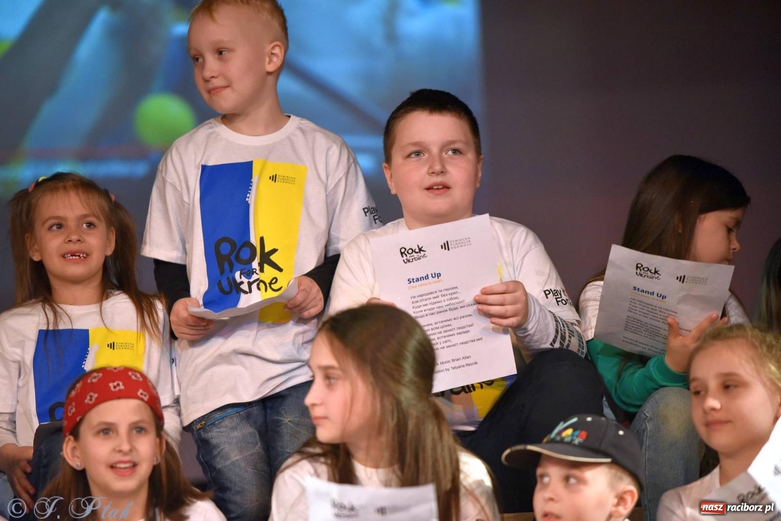 Zdjęcie w galerii na portalu naszraciborz.pl: Rock for Ukraine w Raciborzu [FOTO i WIDEO] wiadomości z regionu