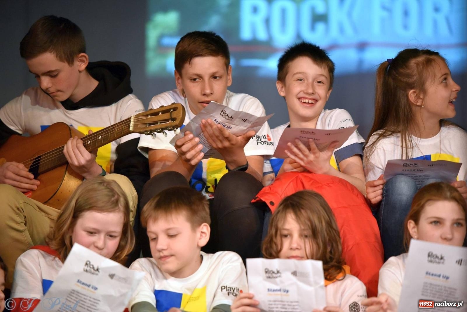 Zdjęcie w galerii na portalu naszraciborz.pl: Rock for Ukraine w Raciborzu [FOTO i WIDEO] wiadomości z regionu