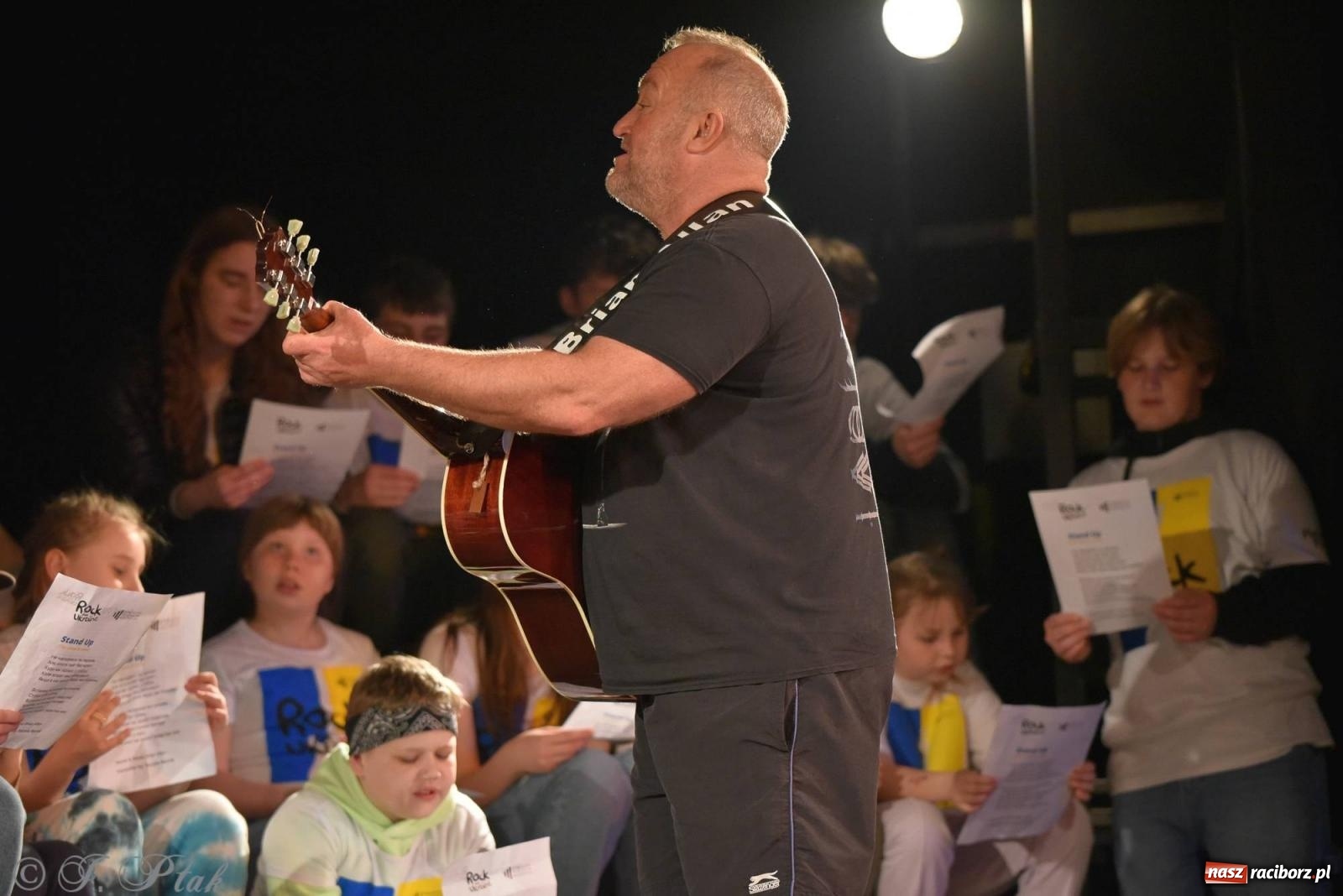 Zdjęcie w galerii na portalu naszraciborz.pl: Rock for Ukraine w Raciborzu [FOTO i WIDEO] wiadomości z regionu