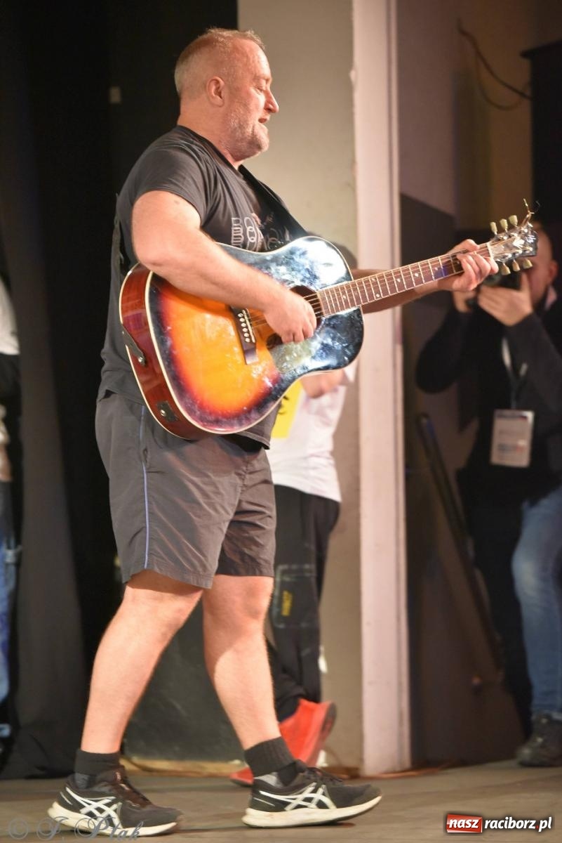 Zdjęcie w galerii na portalu naszraciborz.pl: Rock for Ukraine w Raciborzu [FOTO i WIDEO] wiadomości z regionu