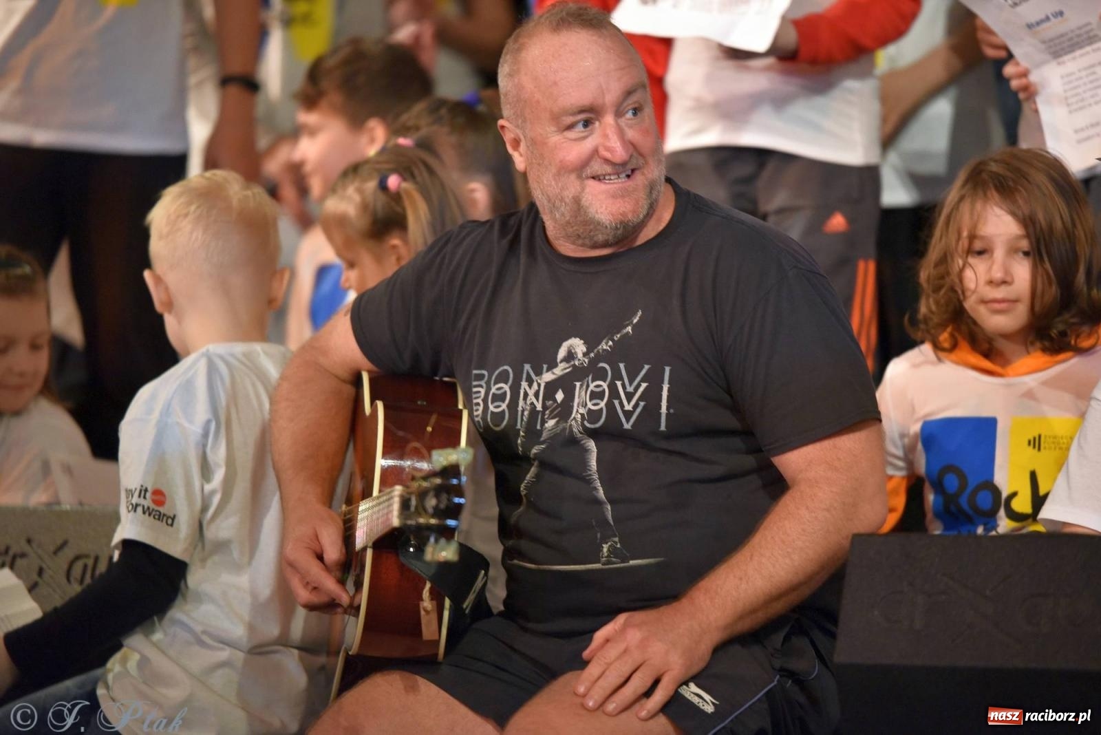 Zdjęcie w galerii na portalu naszraciborz.pl: Rock for Ukraine w Raciborzu [FOTO i WIDEO] wiadomości z regionu