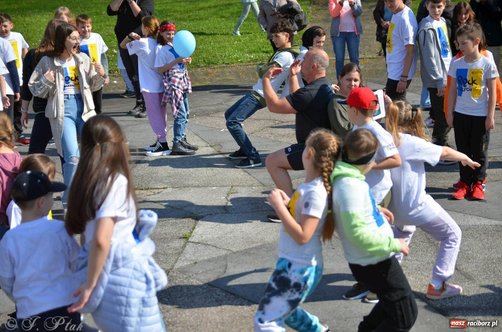 Zdjęcie w galerii na portalu naszraciborz.pl: Rock for Ukraine w Raciborzu [FOTO i WIDEO] wiadomości z regionu