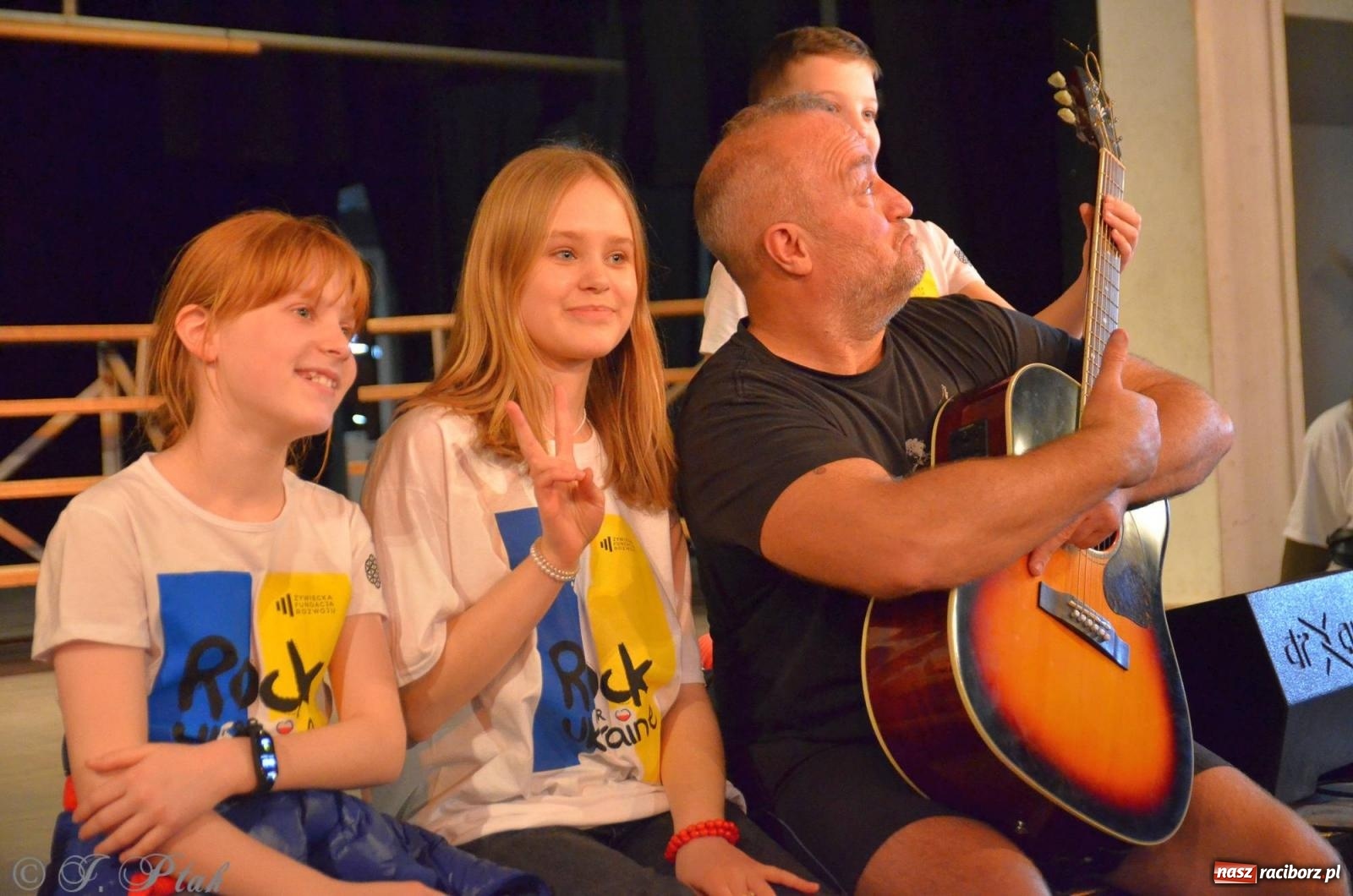 Zdjęcie w galerii na portalu naszraciborz.pl: Rock for Ukraine w Raciborzu [FOTO i WIDEO] wiadomości z regionu