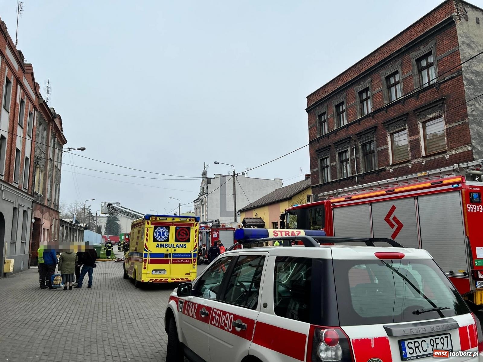 Zdjęcie w galerii na portalu naszraciborz.pl: Pożar mieszkania przy Fabrycznej [FOTO] wiadomości z regionu