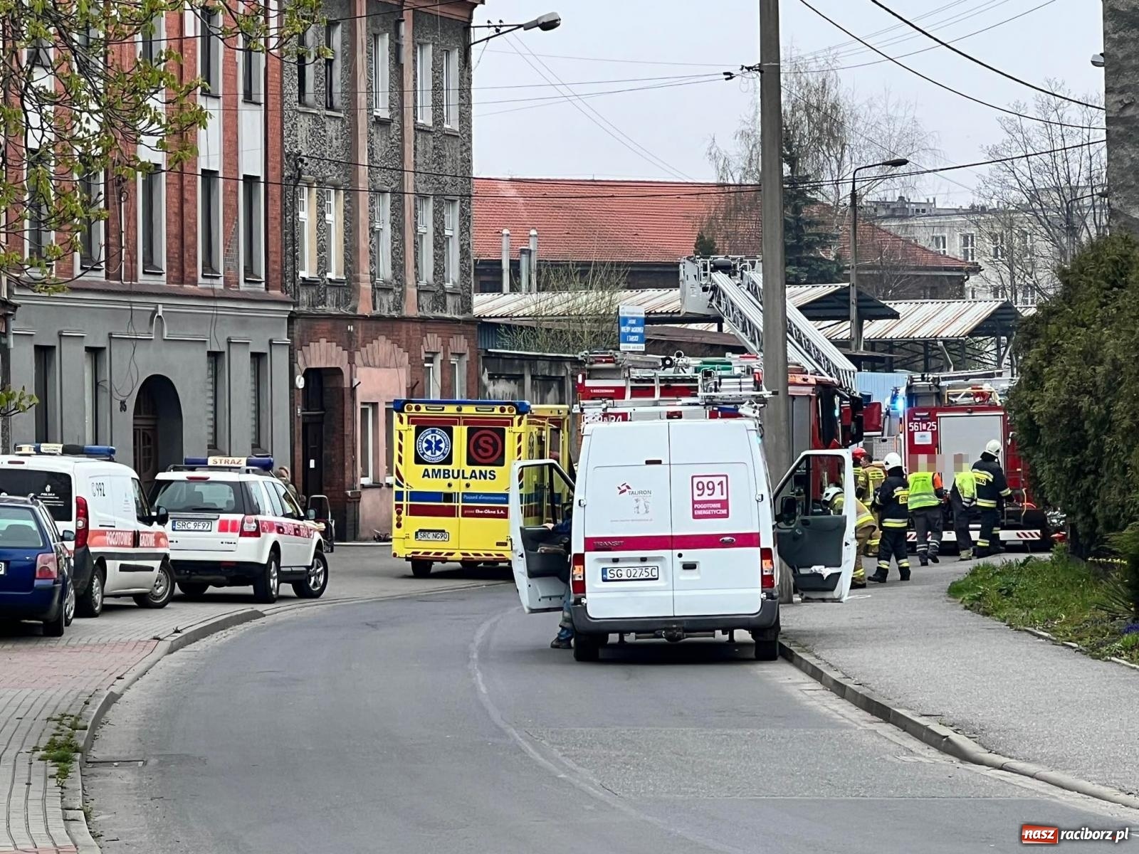 Zdjęcie w galerii na portalu naszraciborz.pl: Pożar mieszkania przy Fabrycznej [FOTO] wiadomości z regionu