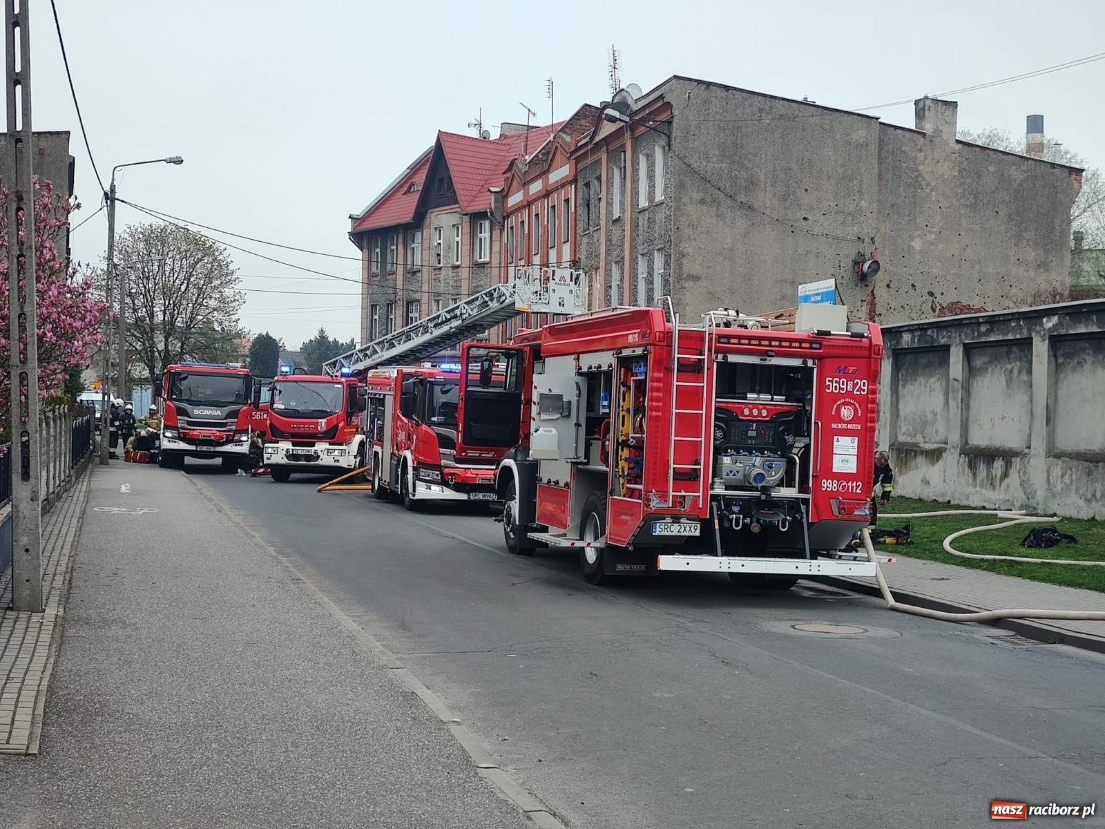 Zdjęcie w galerii na portalu naszraciborz.pl: Pożar mieszkania przy Fabrycznej [FOTO] wiadomości z regionu