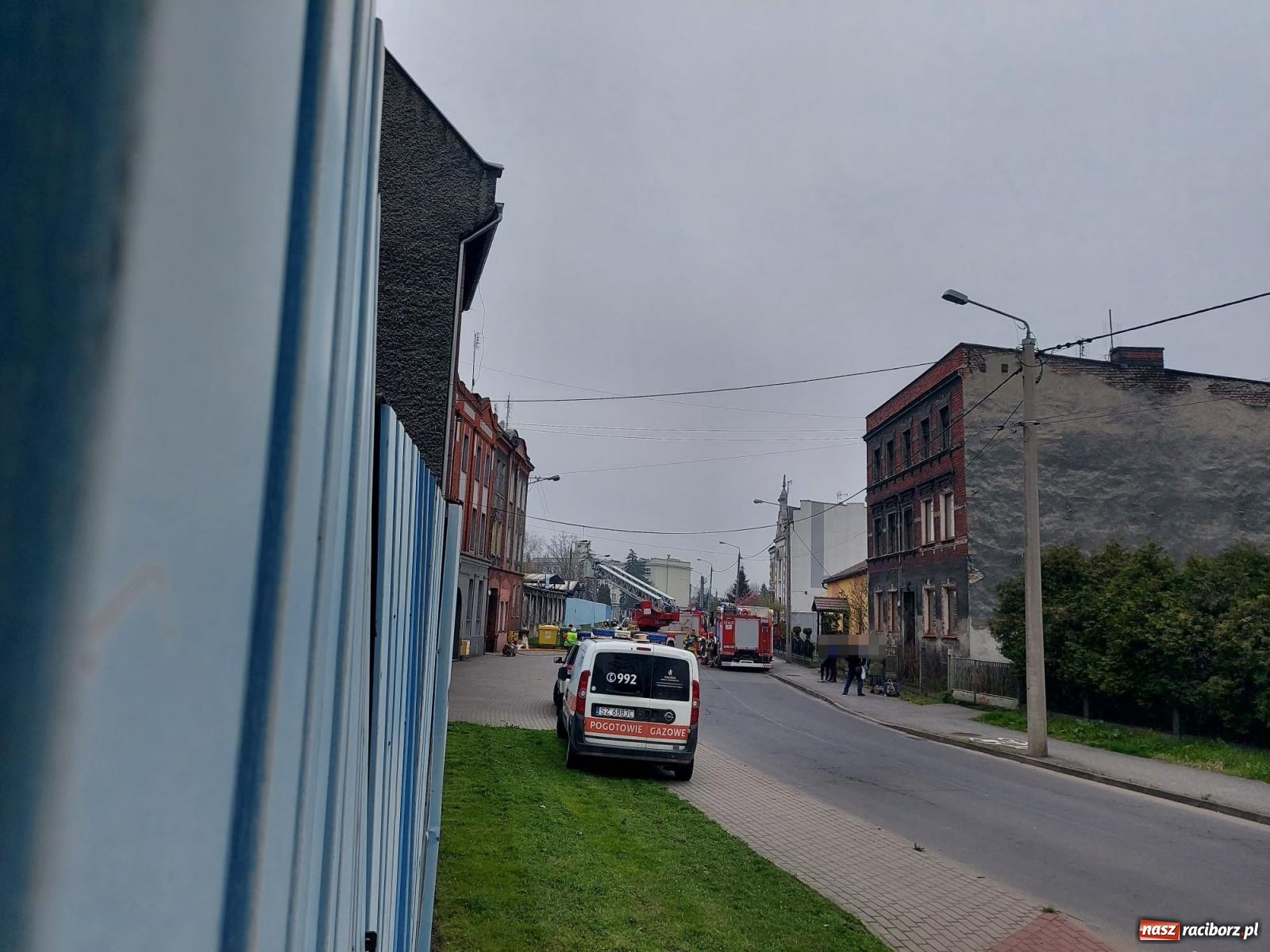 Zdjęcie w galerii na portalu naszraciborz.pl: Pożar mieszkania przy Fabrycznej [FOTO] wiadomości z regionu