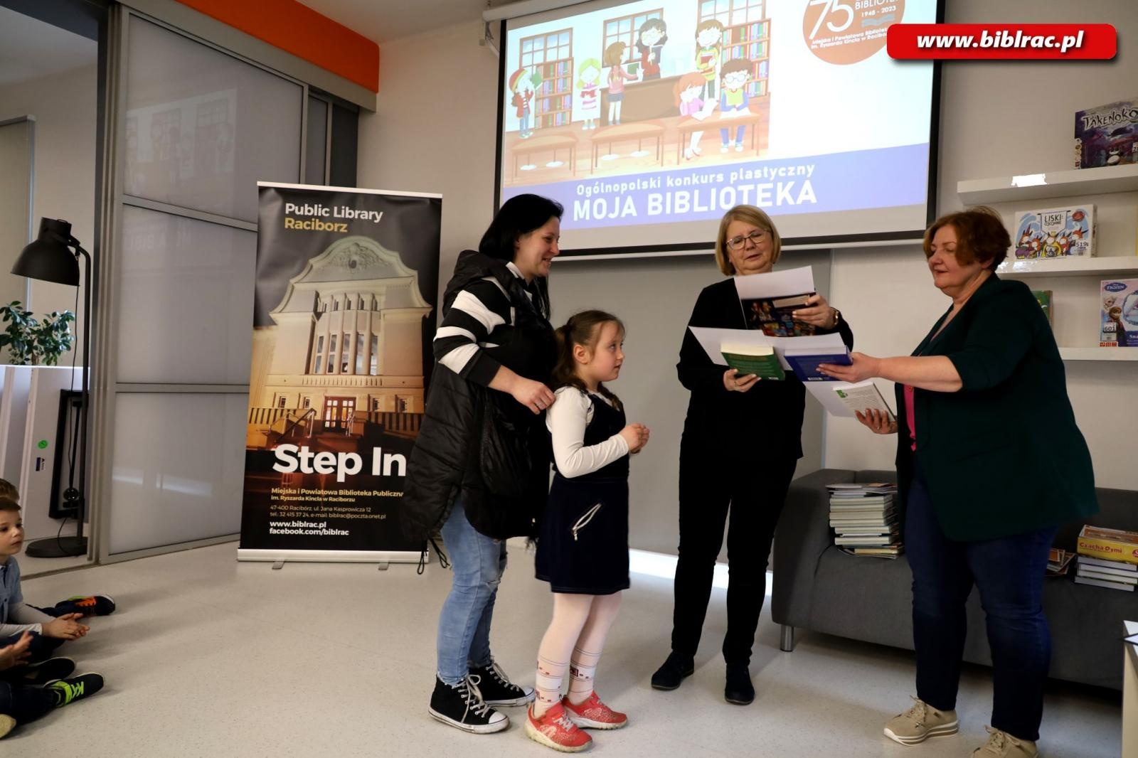 Zdjęcie w galerii na portalu naszraciborz.pl: Moja biblioteka - wyniki ogólnopolskiego konkursu plastycznego wiadomości z regionu