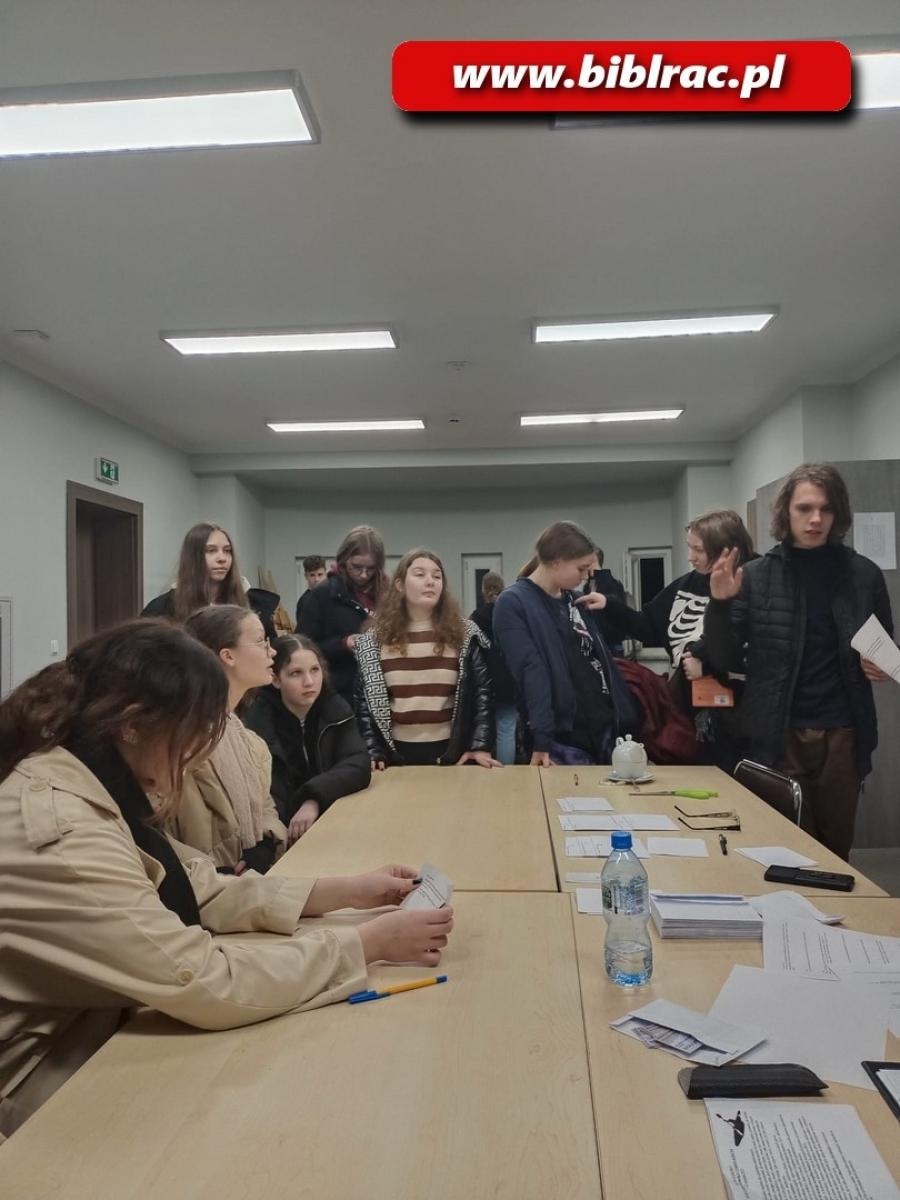 Zdjęcie w galerii na portalu naszraciborz.pl: Noc detektywów, czyli tajemnice, zagadki i szyfry wiadomości z regionu