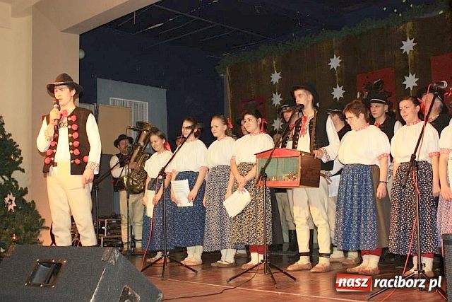 Zdjęcie w galerii na portalu naszraciborz.pl: Wieczór Kolęd w Krzanowicach wiadomości z regionu