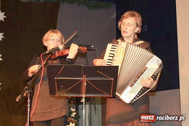 Zdjęcie w galerii na portalu naszraciborz.pl: Wieczór Kolęd w Krzanowicach wiadomości z regionu