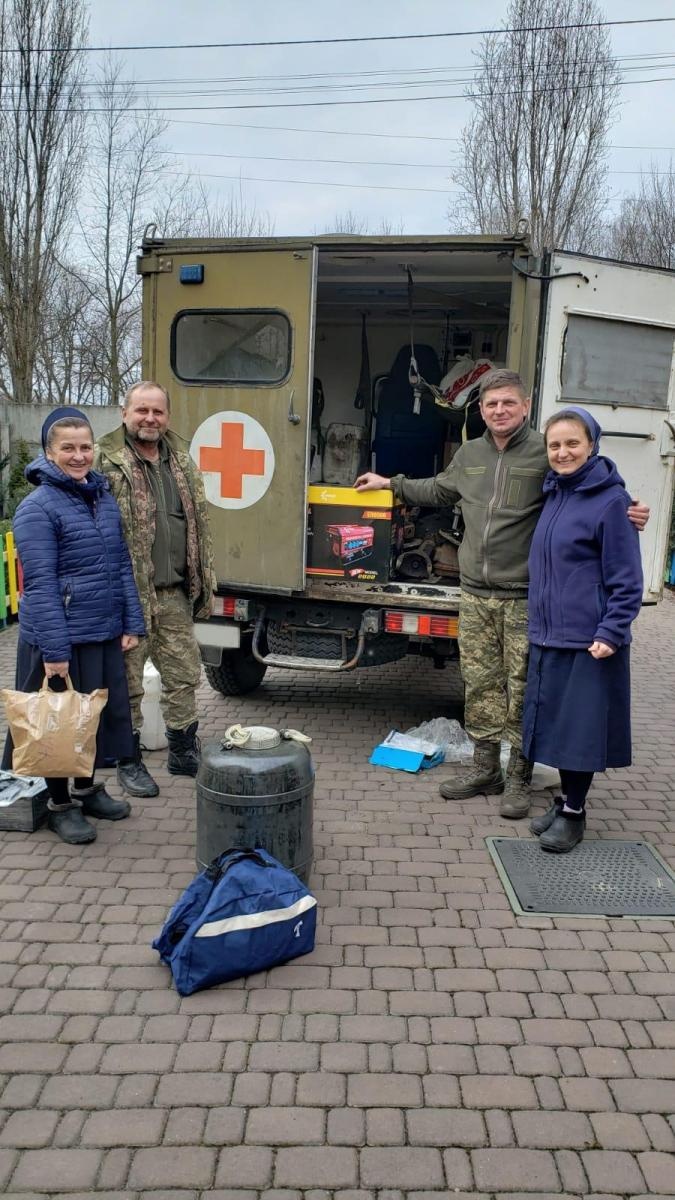 Zdjęcie w galerii na portalu naszraciborz.pl: Wsparcie z Raciborza trafiło na Ukrainę, wprost na linię frontu [FOTO] wiadomości z regionu
