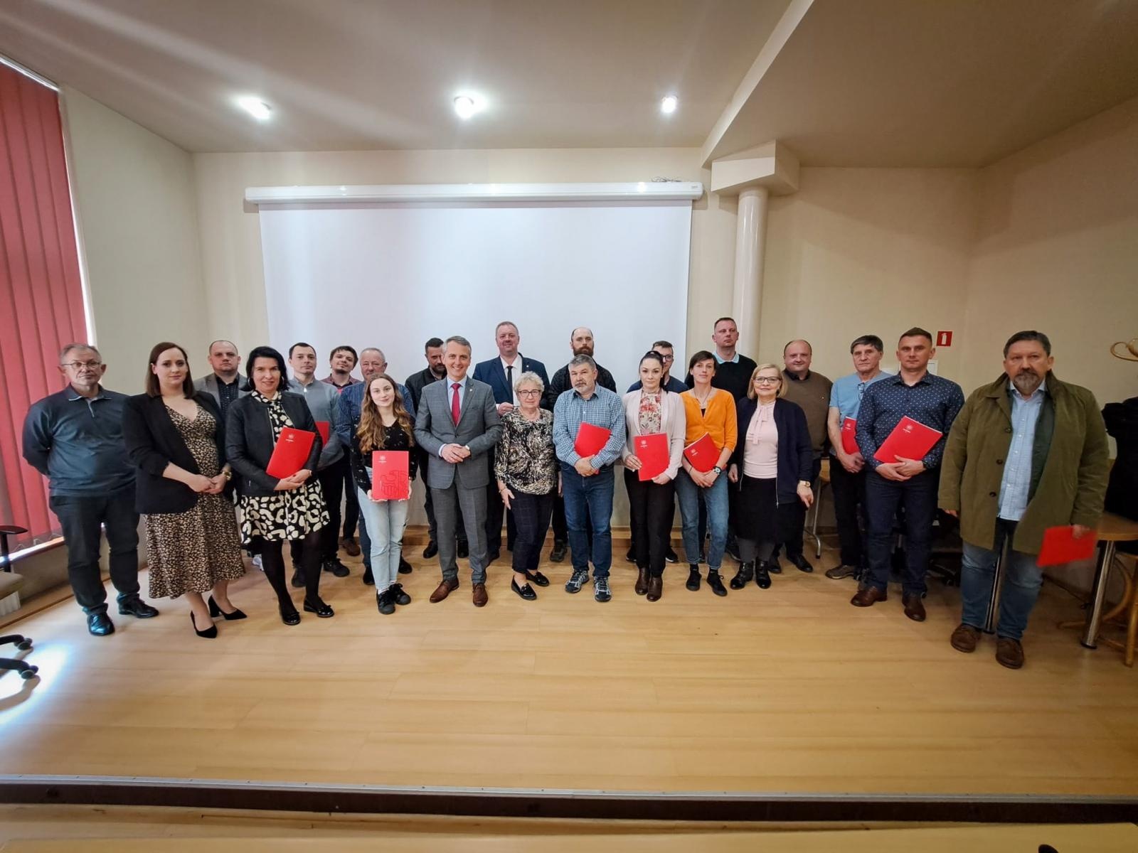 Zdjęcie w galerii na portalu naszraciborz.pl: Umowy na raciborską Inicjatywę Lokalną podpisane wiadomości z regionu