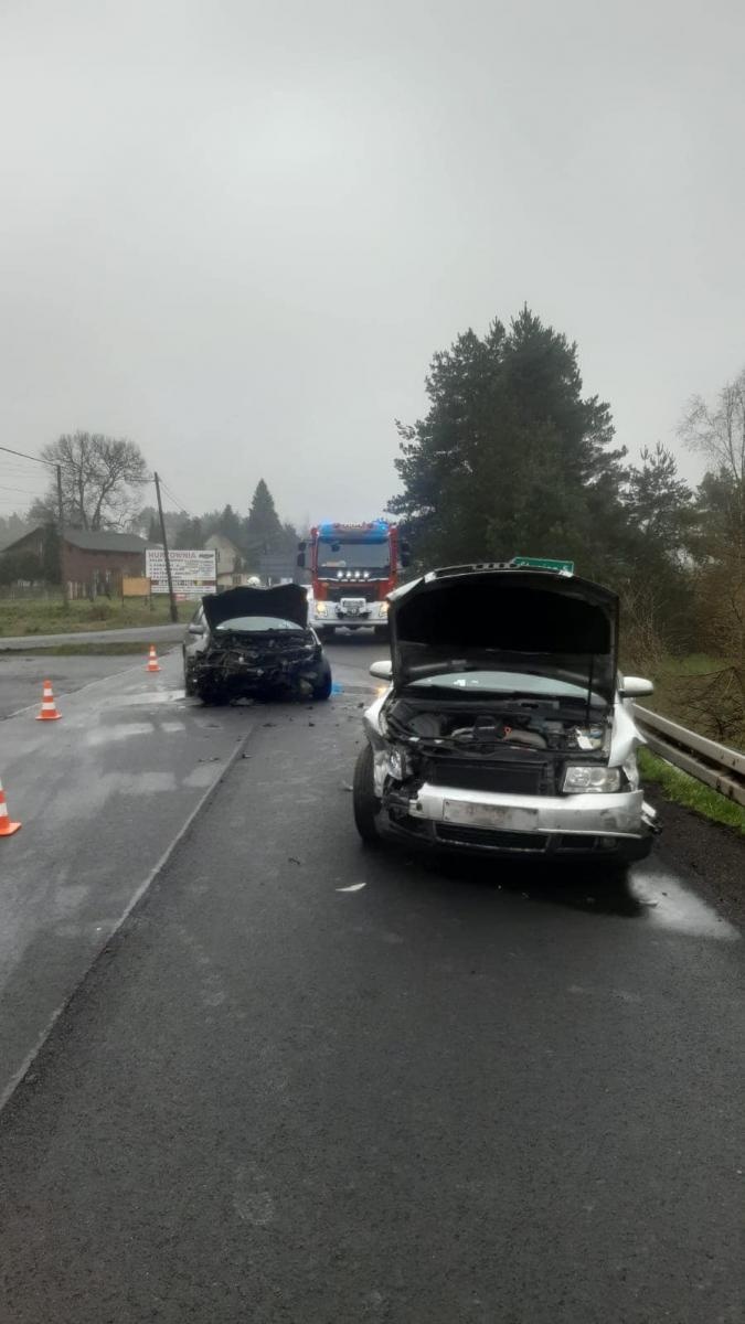 Zdjęcie w galerii na portalu naszraciborz.pl: Nissan i audi zderzyły się w Rudach wiadomości z regionu
