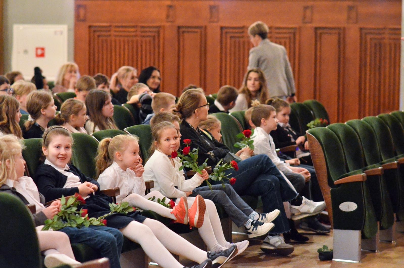 Zdjęcie w galerii na portalu naszraciborz.pl: Puzon bohaterem koncertu umuzykalniającego w RCK wiadomości z regionu