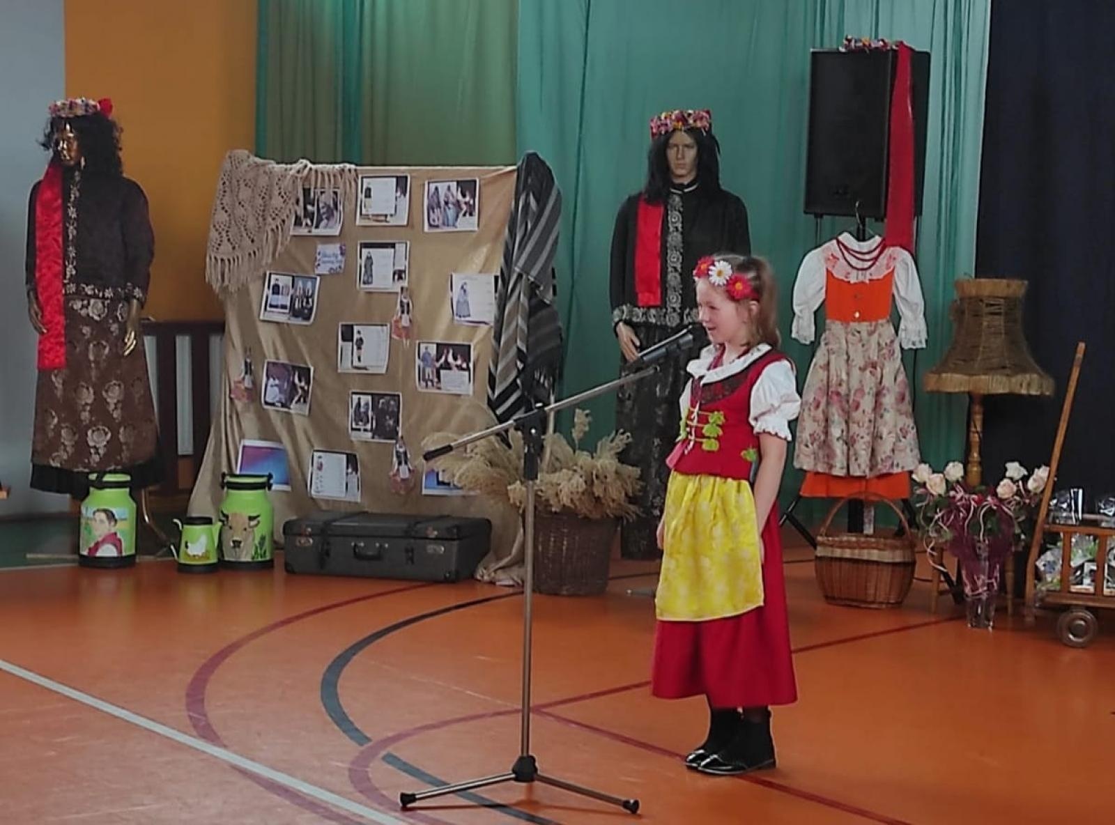Zdjęcie w galerii na portalu naszraciborz.pl: Gryfne frelki i szfarne karlusy w konkursie Godomy po naszymu wiadomości z regionu