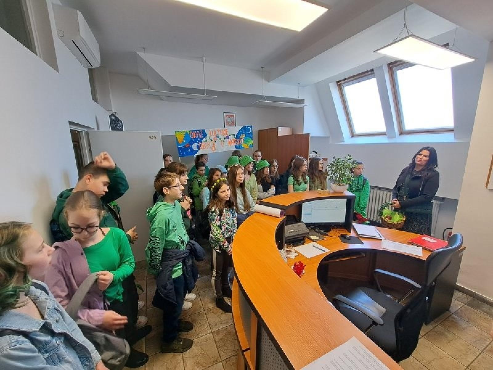 Zdjęcie w galerii na portalu naszraciborz.pl: Międzynarodowy Dzień Ziemi w Raciborzu [WIDEO] wiadomości z regionu