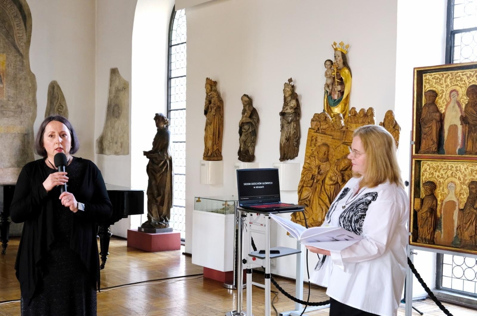 Zdjęcie w galerii na portalu naszraciborz.pl: 7 GRZECHÓW GŁÓWNYCH. Nowa wystawa w Muzeum wiadomości z regionu