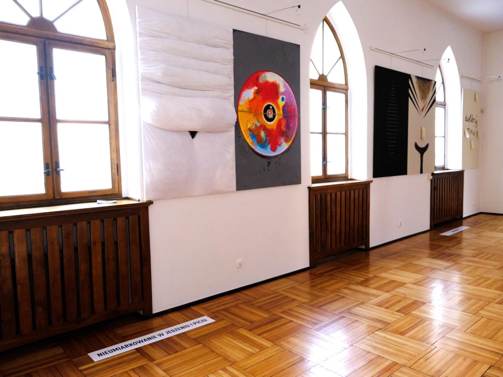 Zdjęcie w galerii na portalu naszraciborz.pl: 7 GRZECHÓW GŁÓWNYCH. Nowa wystawa w Muzeum wiadomości z regionu