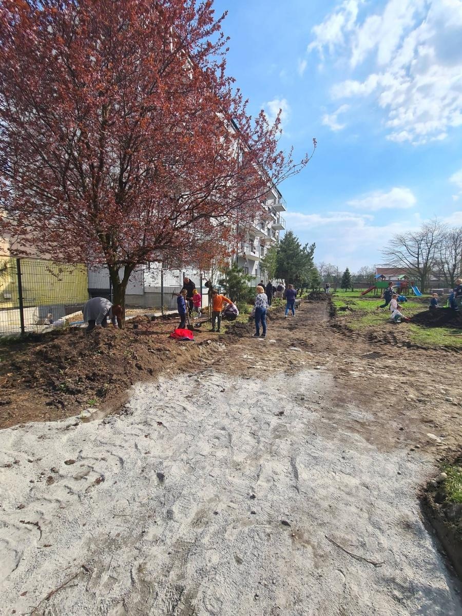 Zdjęcie w galerii na portalu naszraciborz.pl: Przedszkolny piknik familijny na Mysłowickiej wiadomości z regionu