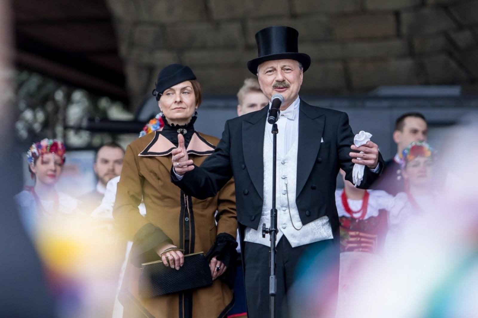 Zdjęcie w galerii na portalu naszraciborz.pl: Obchody 150. rocznicy urodzin Wojciecha Korfantego z udziałem raciborskich pograniczników wiadomości z regionu