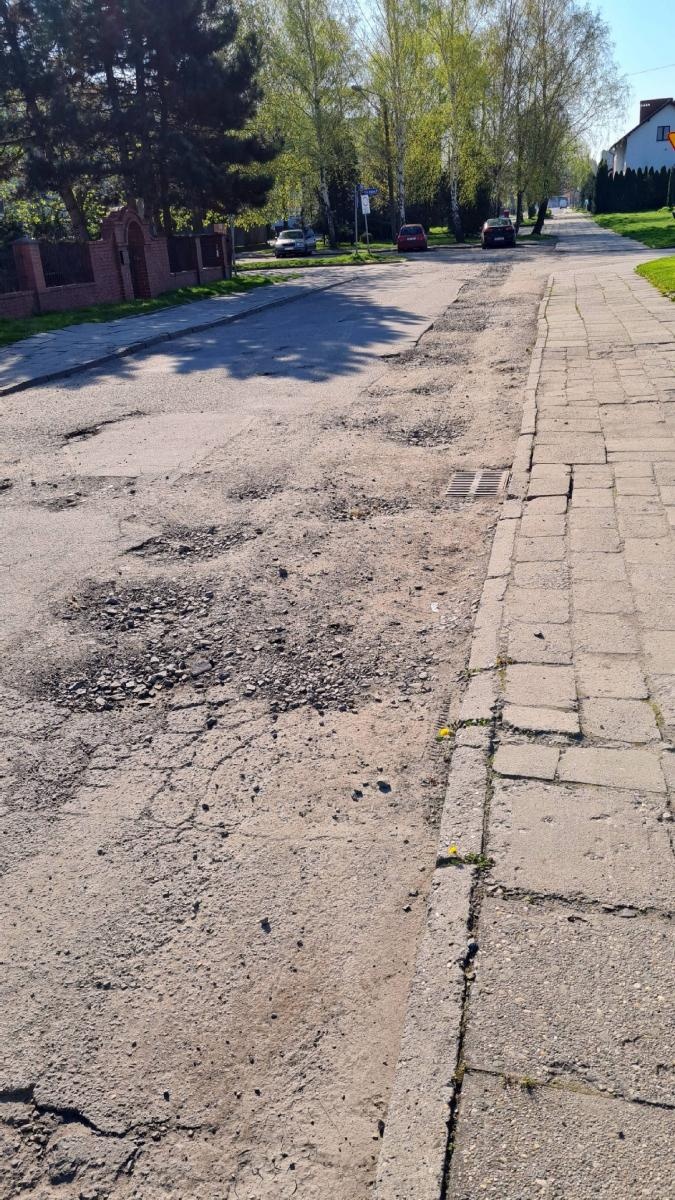 Zdjęcie w galerii na portalu naszraciborz.pl: Czytelnik pisze w sprawie pomocy w rozmowach z władzami miasta wiadomości z regionu